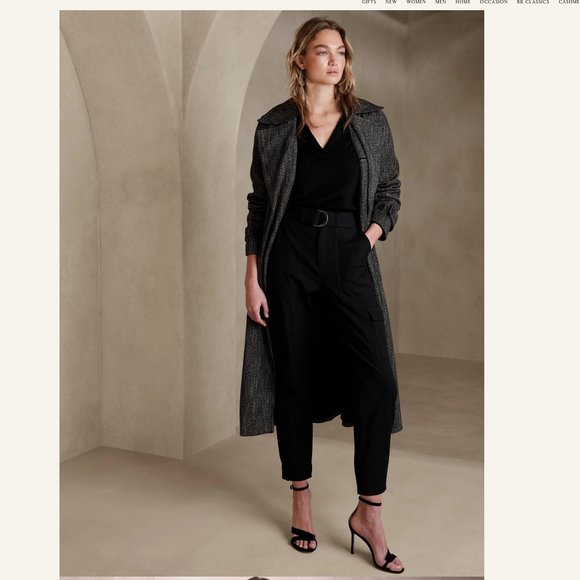 NWOT Banana Republic: Slim Refined Stretch Cargo Pants - Picture 3 of 4